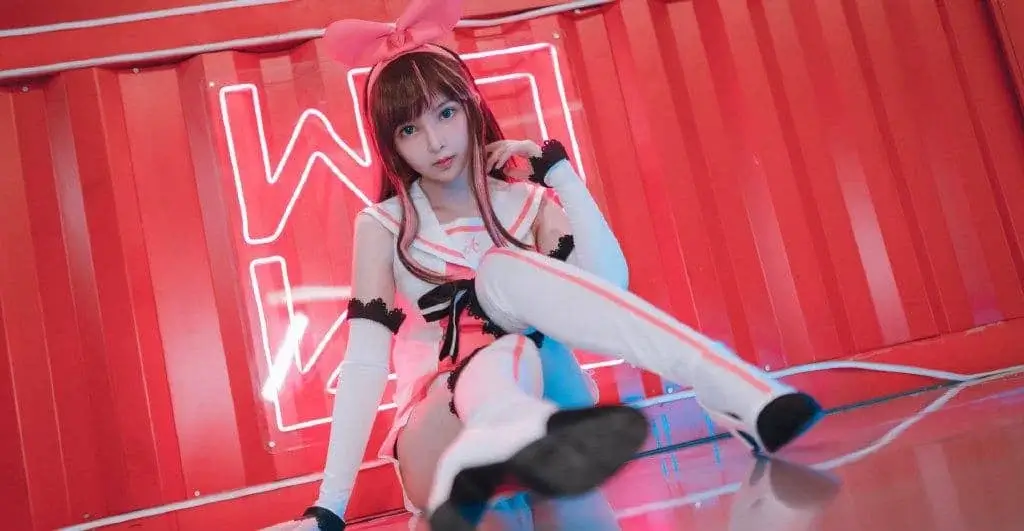 白嫩可爱绊爱酱cosplay性感图片写真-苏晨博客